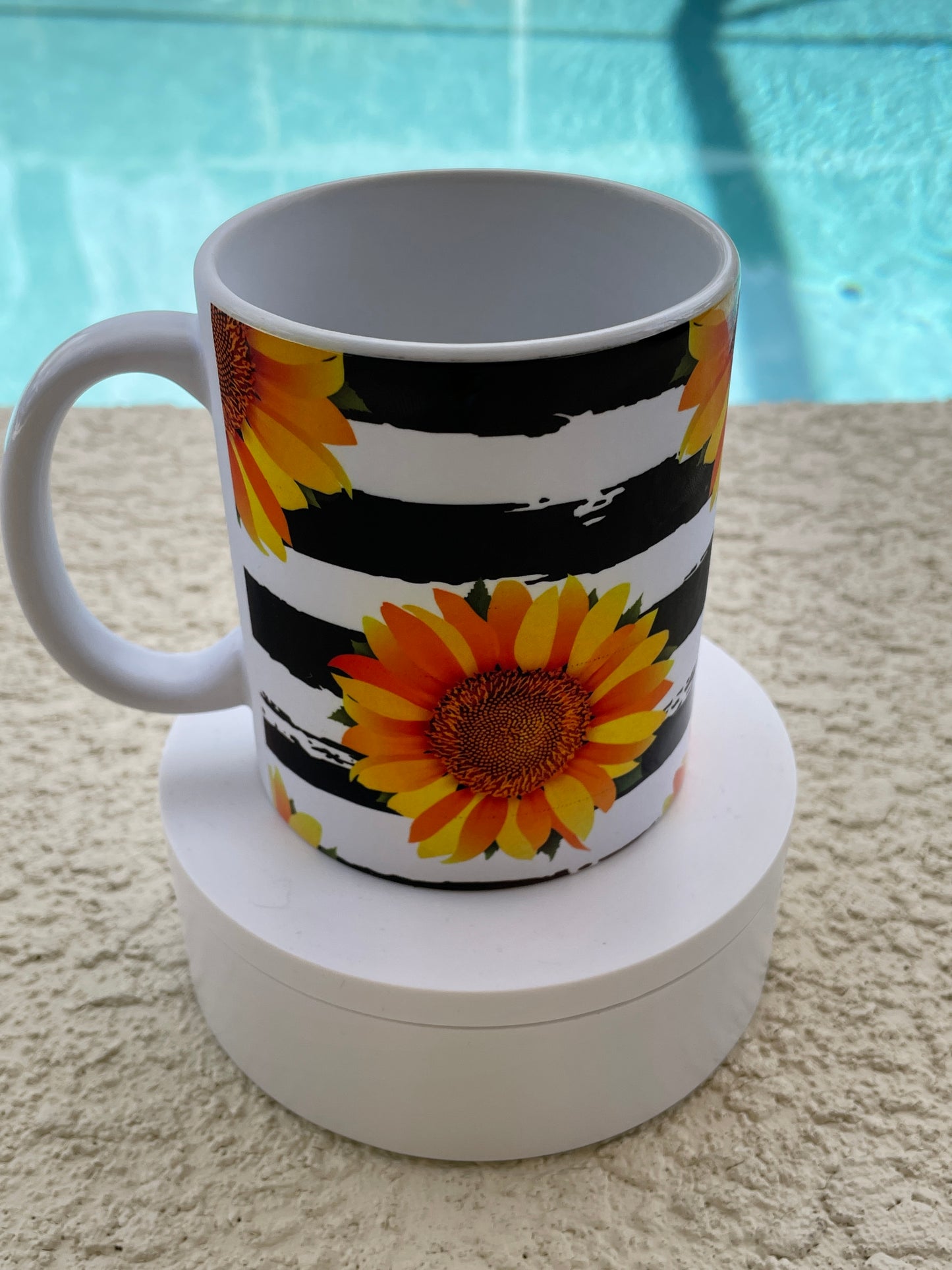 Sunflowers Pattern Mug, Birthday Gift, Custom Mug Gift for Mom, Anniversary Gift for Her/Him, Valentine's day gifts